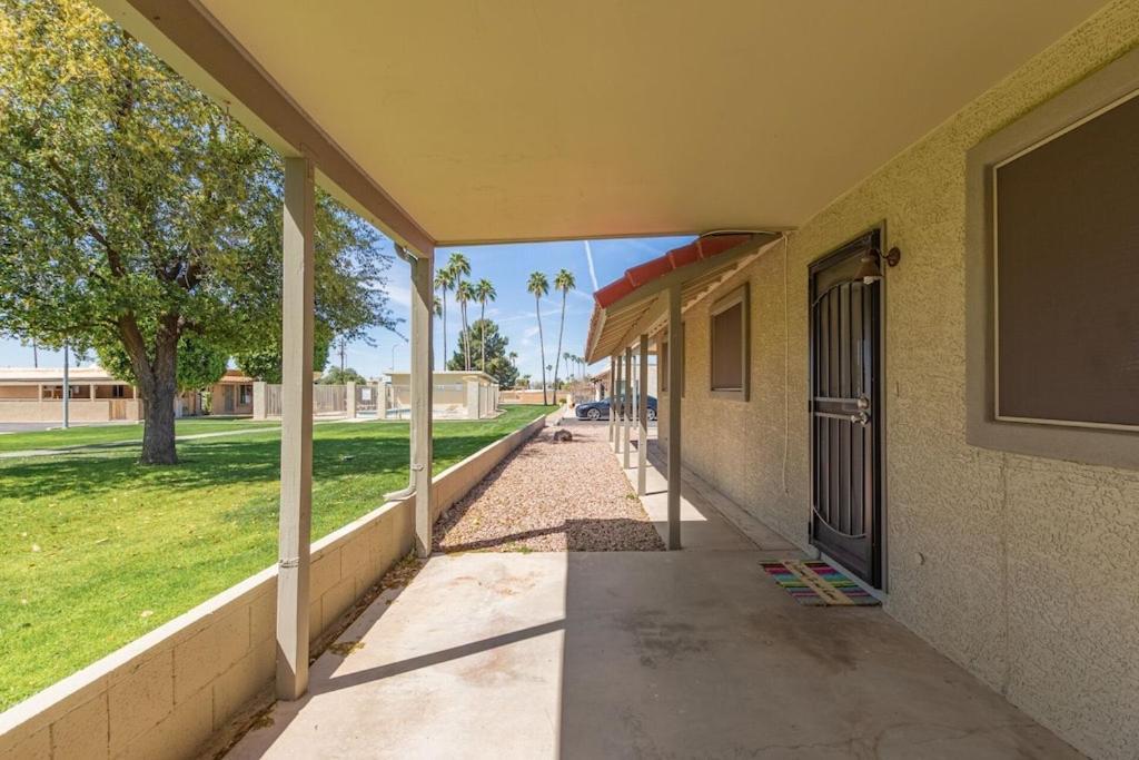 New Remodeled Home On Golf Course ميسا، أريزونا المظهر الخارجي الصورة